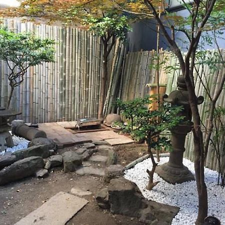 Gomaharu Guesthouse Osaka Eksteriør billede